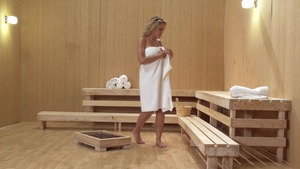 Hot & Mean: Tattooed Karlie Montana 69 fingering