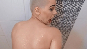 Public Pickups: Paris Amour pussy fuck